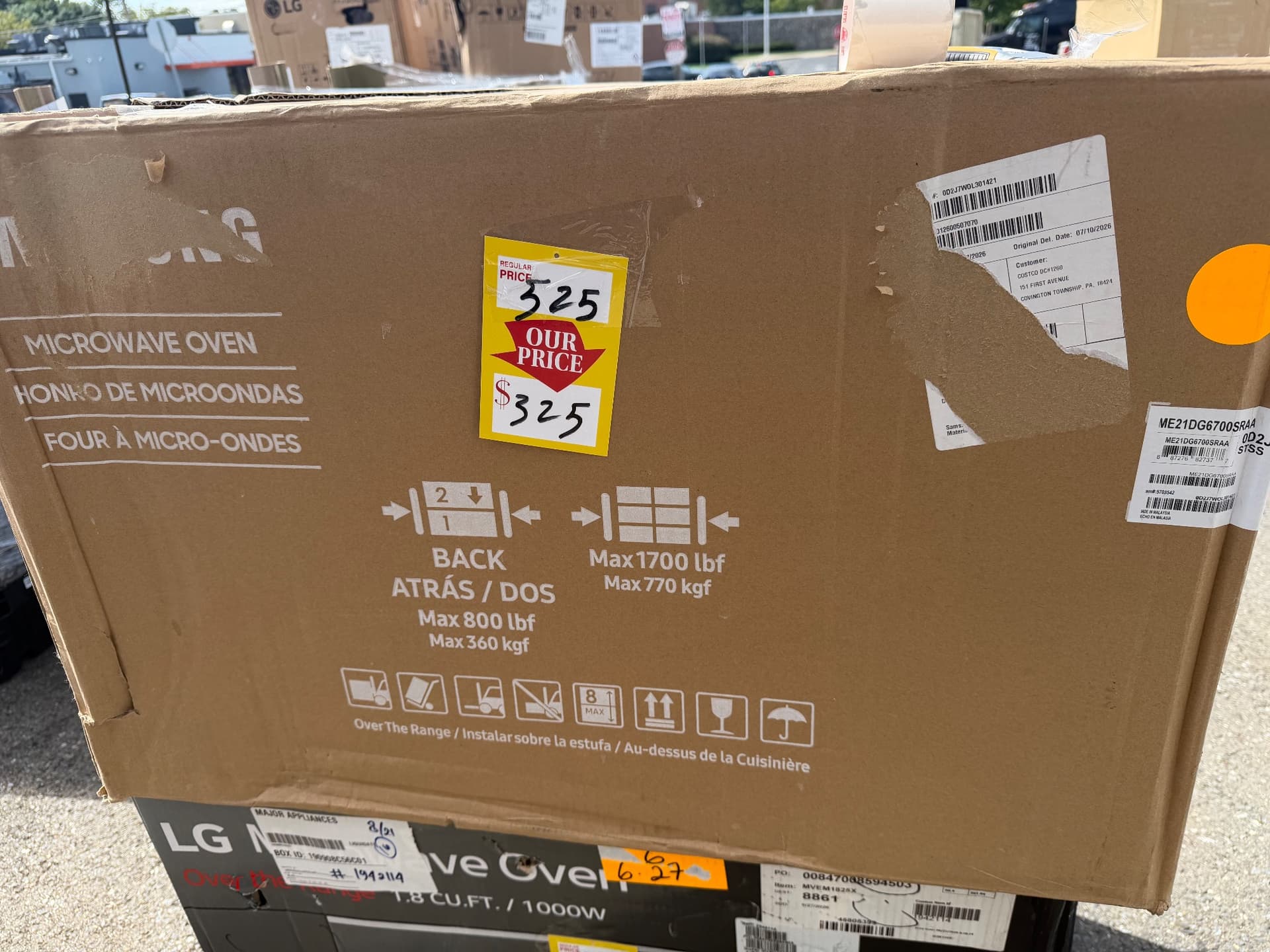 Samsung 24-inch / 30-inch Smart Over-the-Range Microwave, model ME21DG6700SR