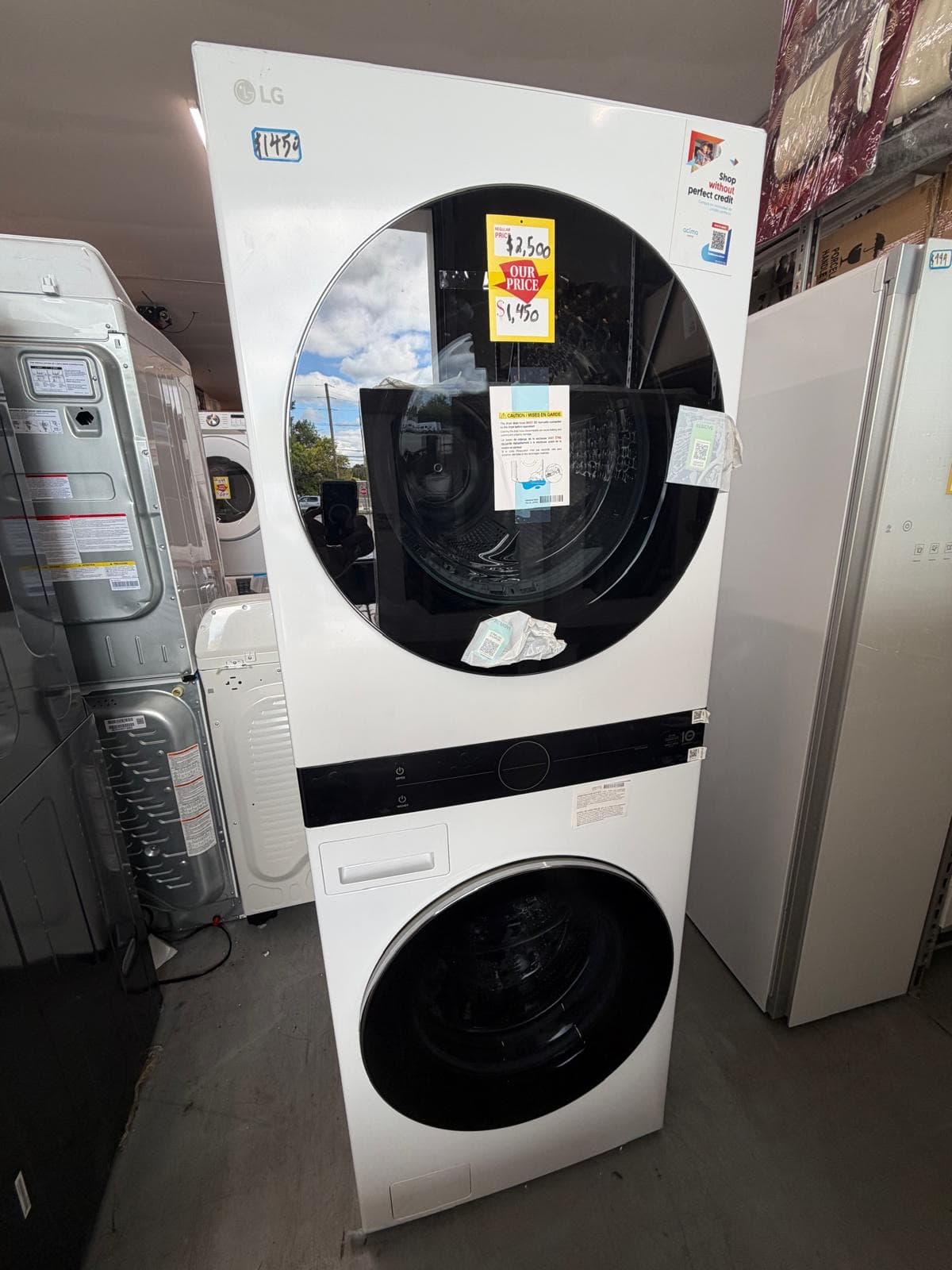 LG LG WashTower, model WKHC252HWA