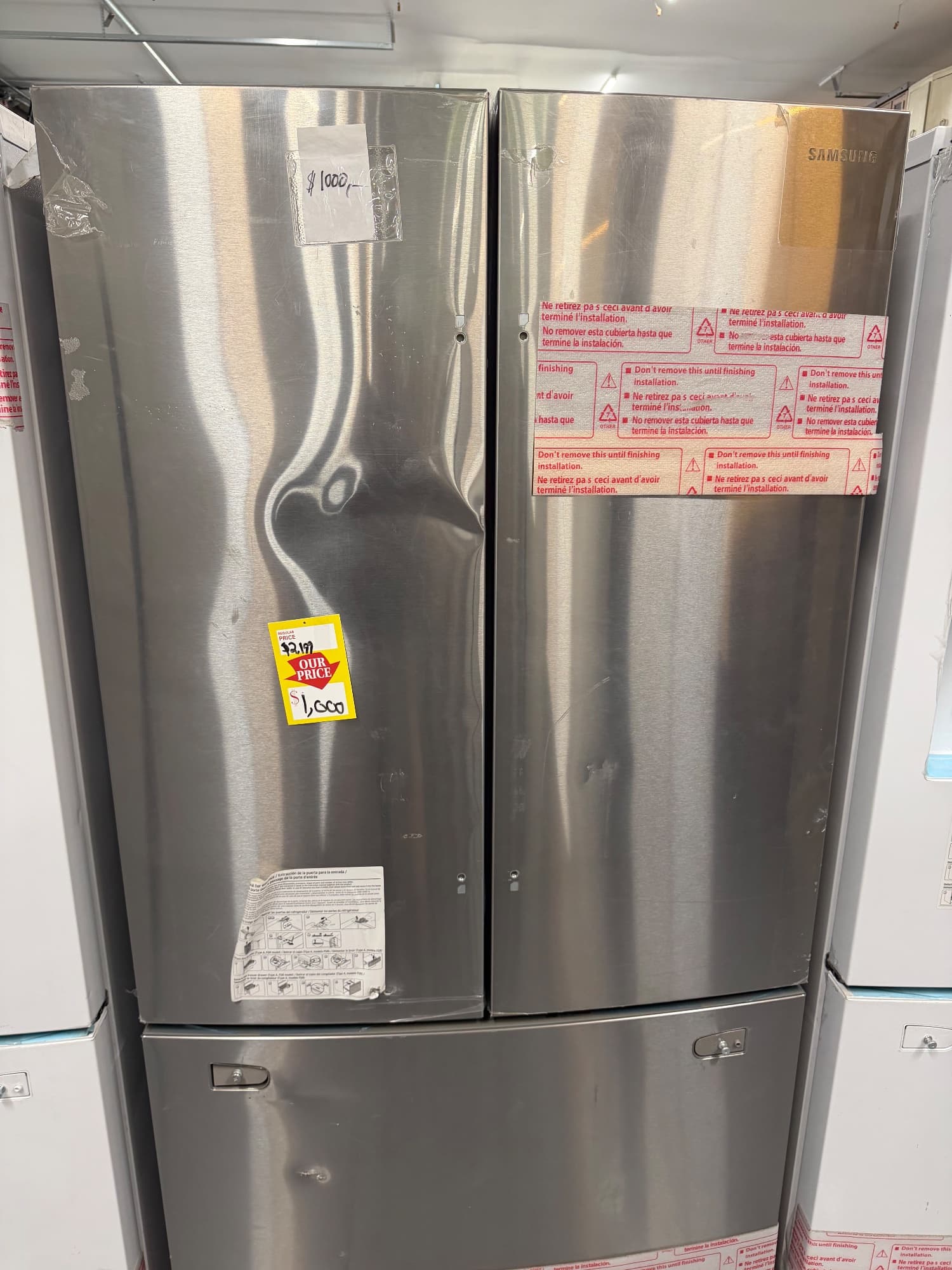 Samsung 28.2 cu. ft. large-capacity 3-door French-door refrigerator, model RF28T5001SR