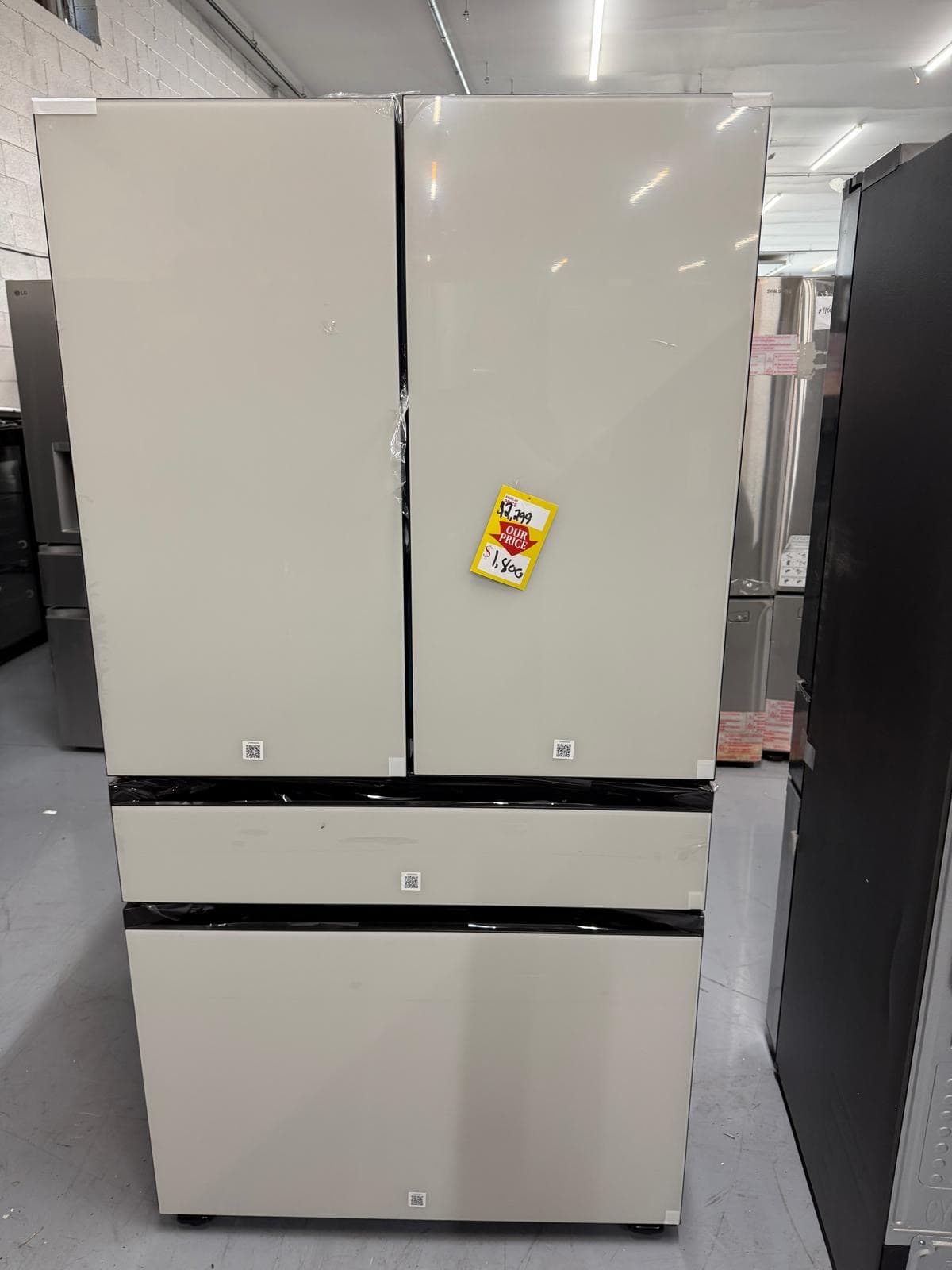 Samsung Bespoke 4-Door French Door Refrigerator, model RF29BB860012