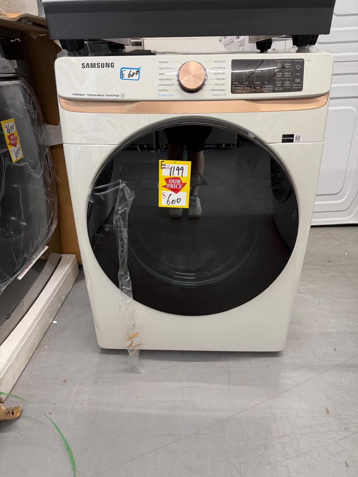 Samsung 7.5 cu. ft. Smart Electric Dryer with Steam Sanitize+ and Sensor Dry, model DVE50BG8300DE3