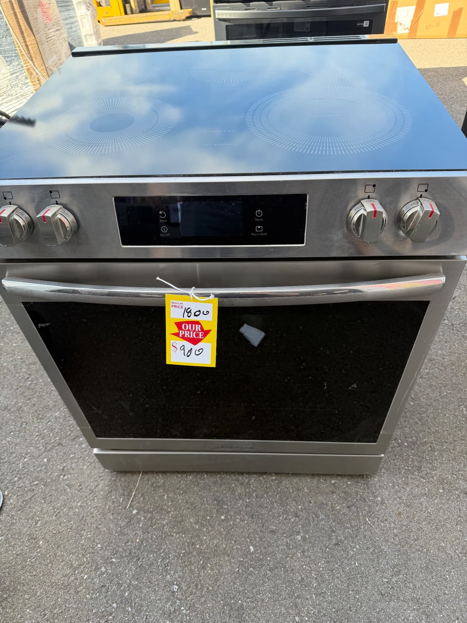 FRIGIDAIRE 30-inch Front Control Freestanding Electric Range, model GCFE3070BFB
